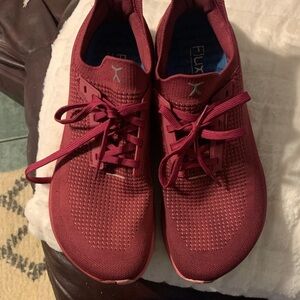 Flux Men's Maroon Sneakers